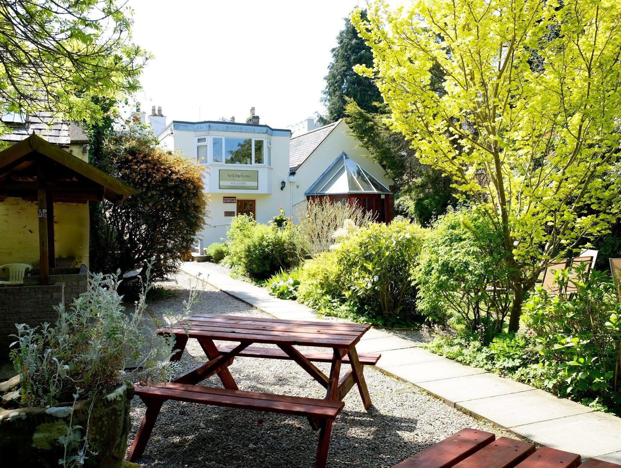 Selkirk Arms Hotel Керкубри Экстерьер фото